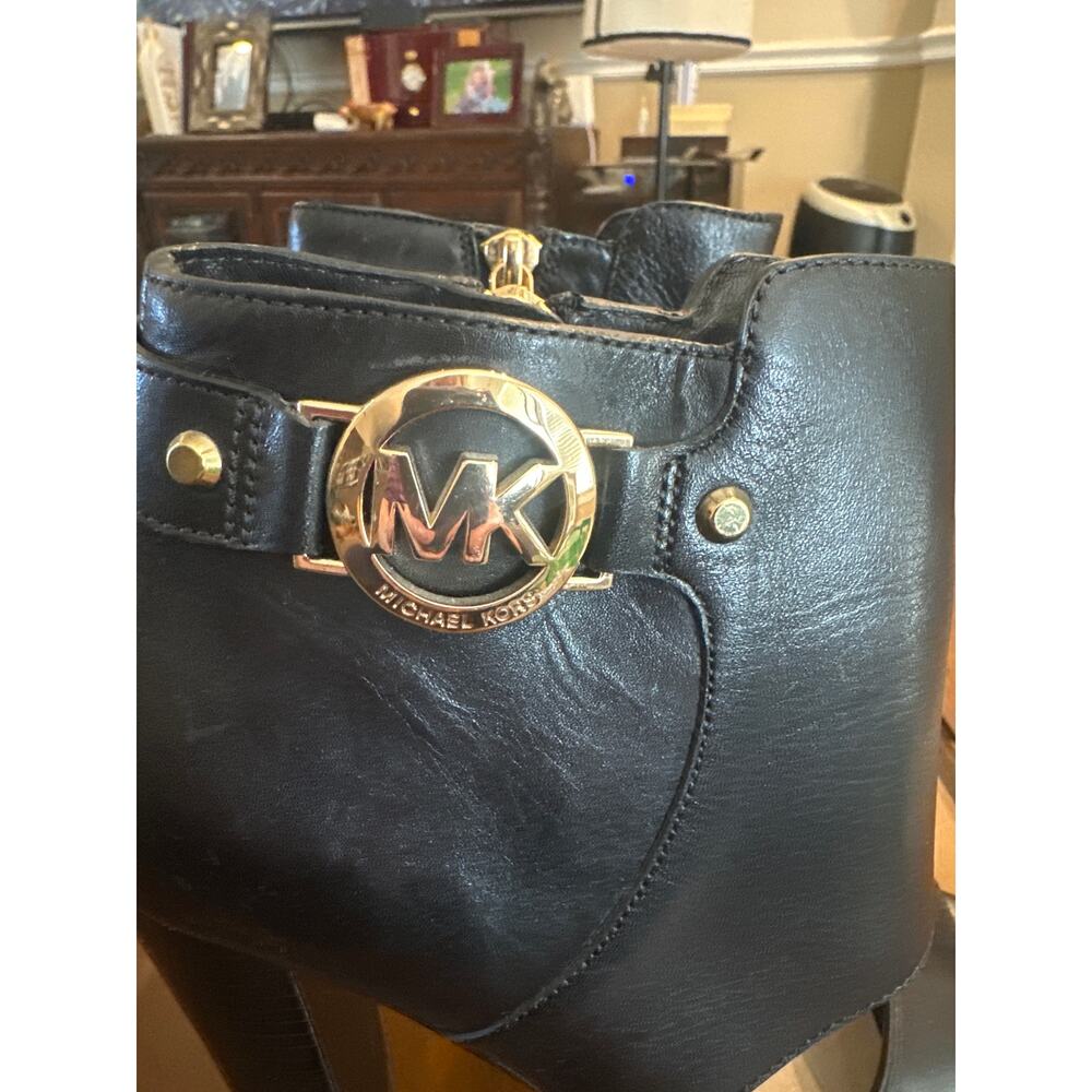 Women’s Michael Kors Wyatt Black  Leather Peep Toe Heel Size 6 - Picture 2 of 6